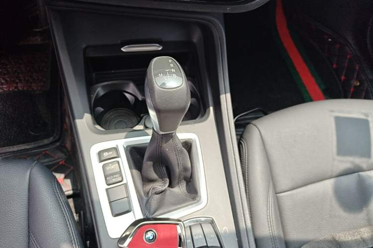 Used BMW 1 Series 2018 118i Fashion Model Gear Lever
