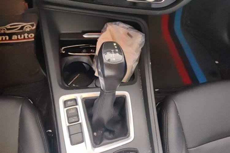 Used BMW 1 Series 2018 118i Fashion Model Gear Lever
