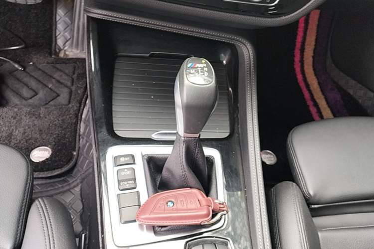 Used BMW 1 Series 2018 118i Sport Edition Gear Lever
