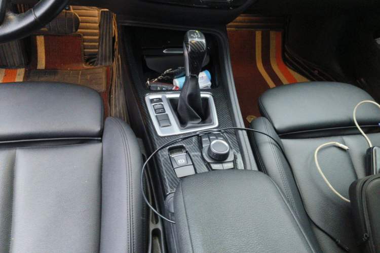 Used BMW 1 Series 2018 118i Sport Edition Gear Lever