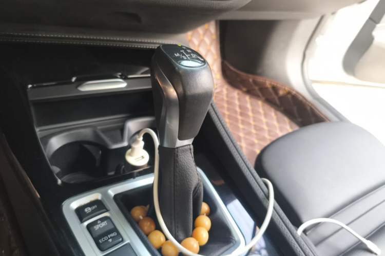 Used BMW 1 Series 2018 118i Sport Edition Gear Lever