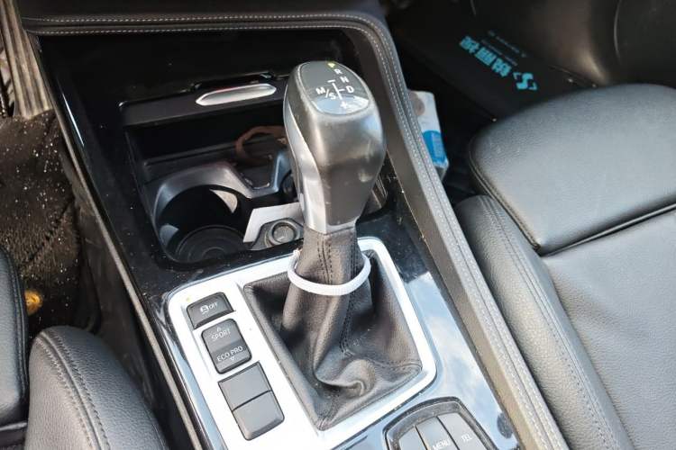 Used BMW 1 Series 2018 118i Sport Edition Gear Lever