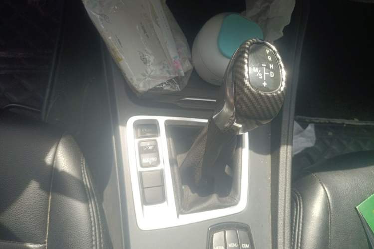 Used BMW 1 Series 2018 118i Fashion Model Gear Lever