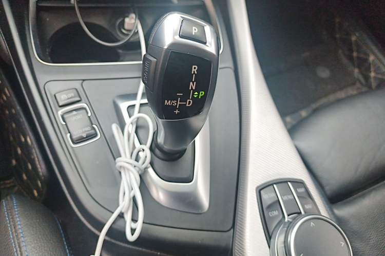 Used BMW 1 Series 2018 120i M Sport Package Gear Lever
