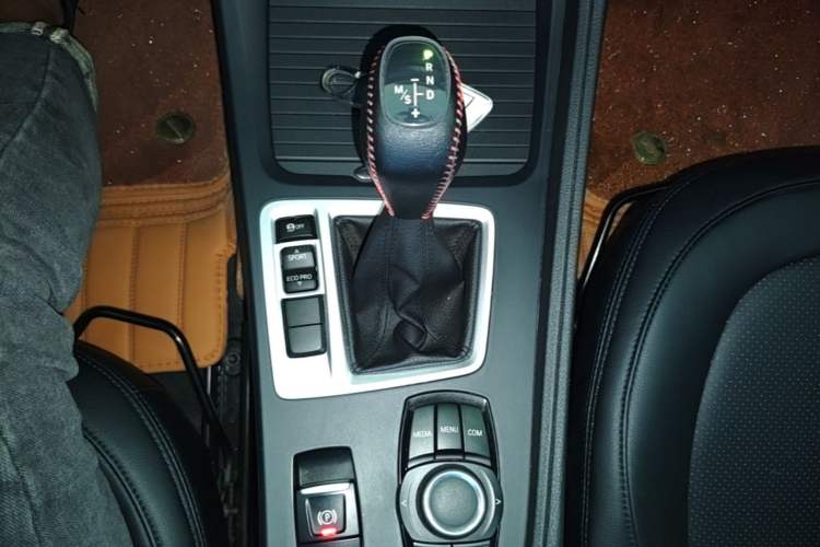 Used BMW 1 Series 2018 118i Fashion Model Gear Lever