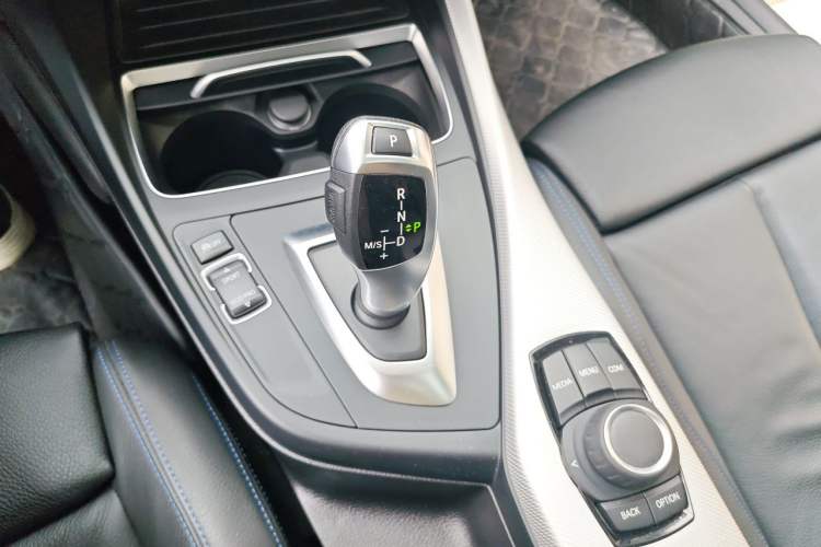 Used BMW 1 Series 2018 120i M Sport Package Gear Lever