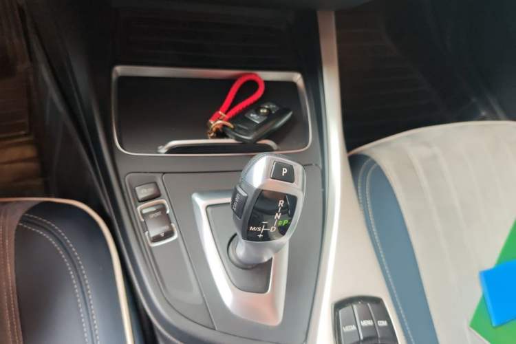Used BMW 1 Series 2018 118i Leading Model Gear Lever