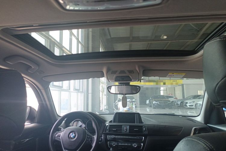 Used BMW 1 Series 2018 118i Leading Model Headliner