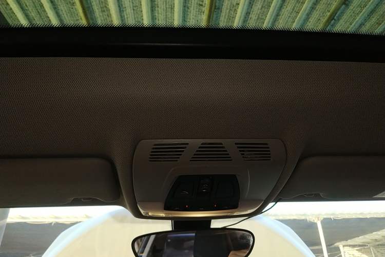 Used BMW 1 Series 2018 118i Sport Edition Headliner