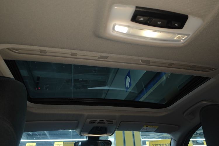 Used BMW 1 Series 2018 118i Leading Model Headliner