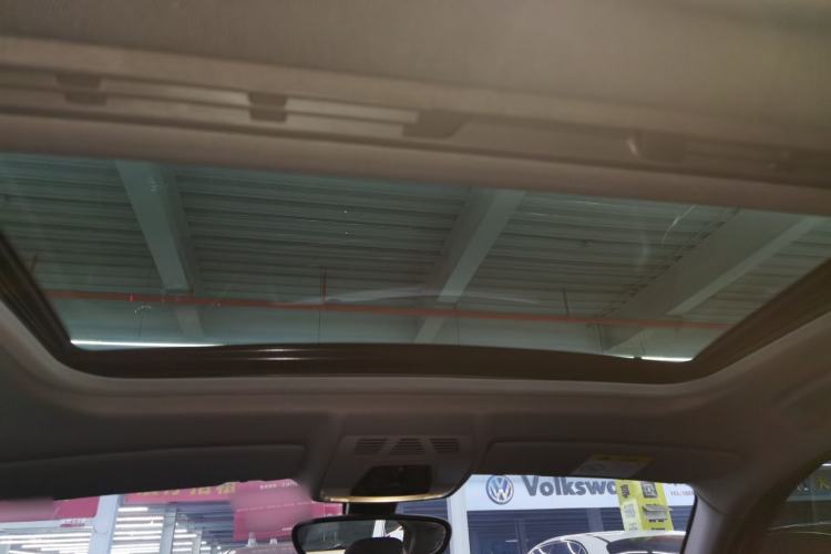 Used BMW 1 Series 2018 118i Leading Model Headliner