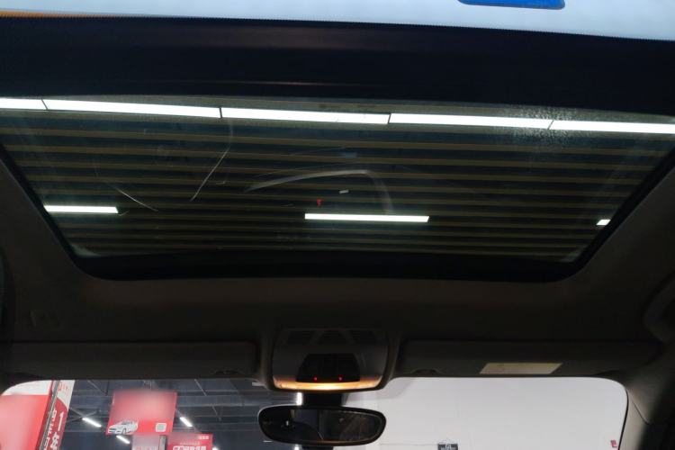 Used BMW 1 Series 2018 120i Design Package Model Headliner