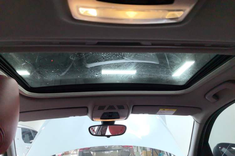 Used BMW 1 Series 2018 118i Leading Model Headliner