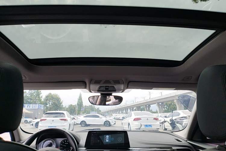 Used BMW 1 Series 2018 118i Sport Edition Headliner