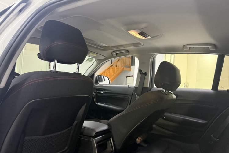 Used BMW 1 Series 2018 118i Sport Design Package Headliner