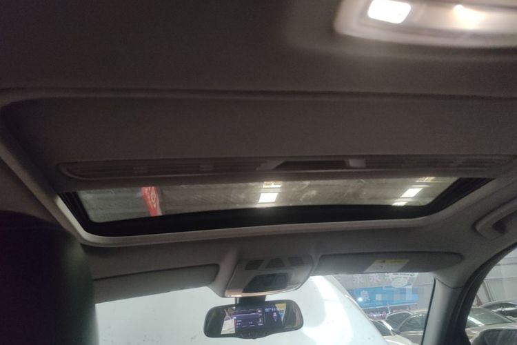 Used BMW 1 Series 2018 118i Leading Model Headliner