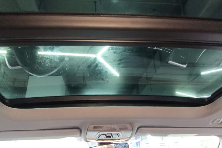 Used BMW 1 Series 2018 118i Sport Edition Headliner