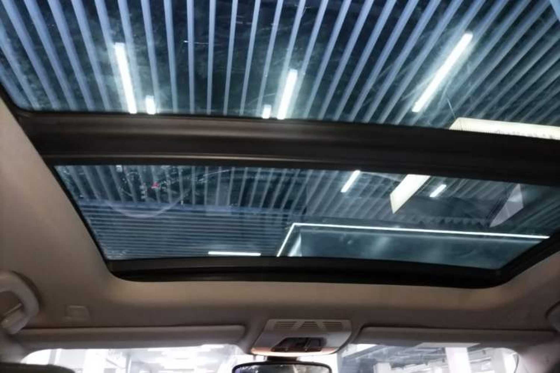 Used BMW 1 Series 2018 120i Design Package Model Headliner