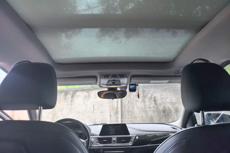 Used BMW 1 Series 2018 Facelifted 118i Sport Edition Headliner