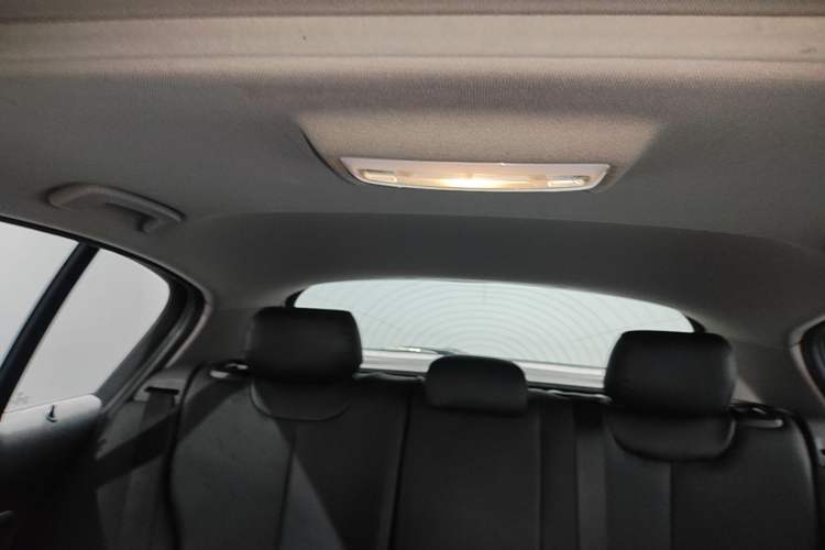 Used BMW 1 Series 2018 118i Leading Model Headliner