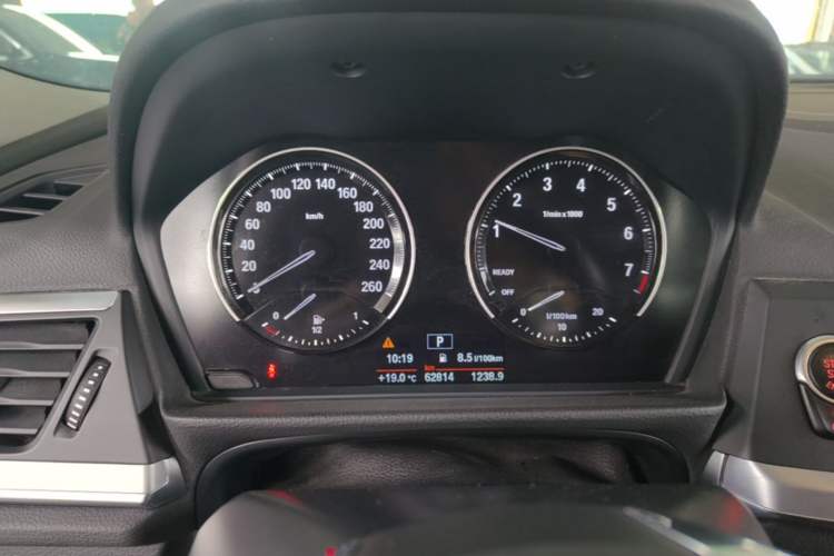 Used BMW 1 Series 2018 120i Design Package Model Instrument Cluster