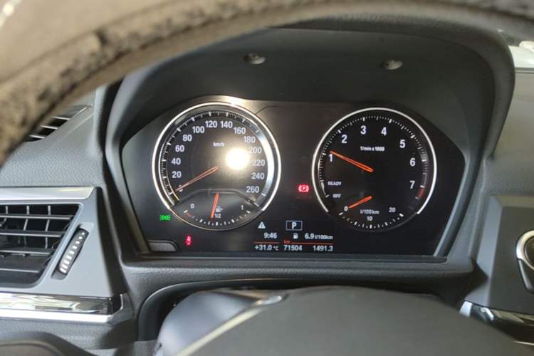 Used BMW 1 Series 2018 118i Sport Edition Instrument Cluster