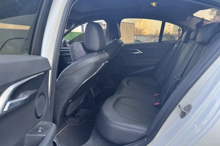 Used BMW 1 Series 2018 118i Sport Edition Interior 1
