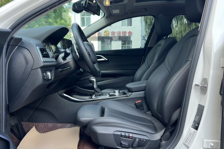 Used BMW 1 Series 2018 120i Design Package Model Interior 1