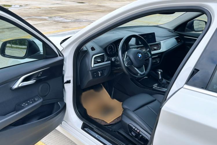 Used BMW 1 Series 2018 Restyled 120i Design Package Edition Interior 1