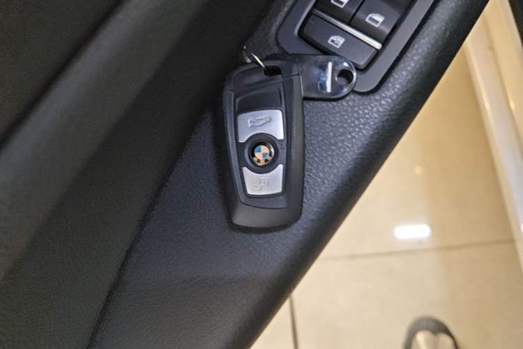 Used BMW 1 Series 2018 118i Leading Model Interior 1