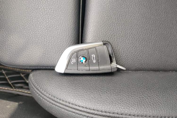 Used BMW 1 Series 2018 118i Design Package Edition Interior 1
