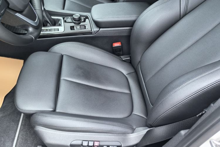 Used BMW 1 Series 2018 118i Sport Edition Interior 1