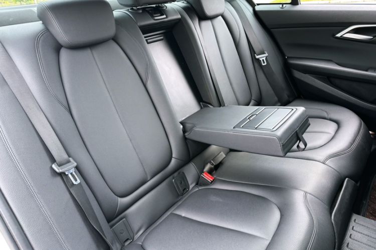 Used BMW 1 Series 2018 Restyled 120i Design Package Edition Interior 10