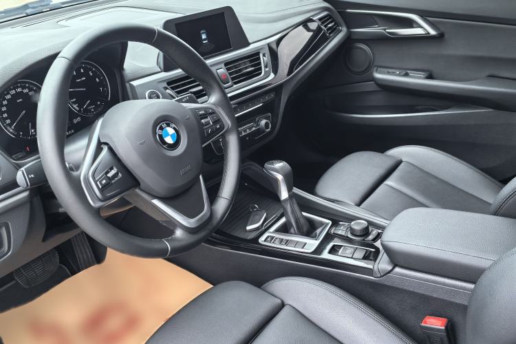 Used BMW 1 Series 2018 118i Sport Edition Interior 10