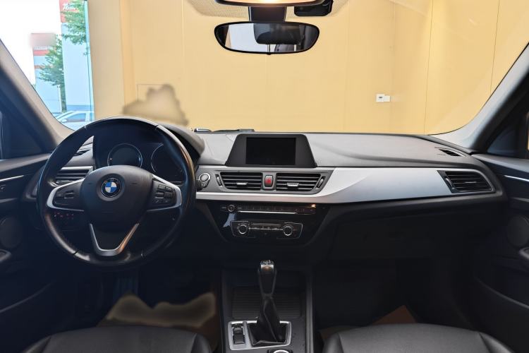 Used BMW 1 Series 2018 Revised 118i Fashion Edition Interior 11