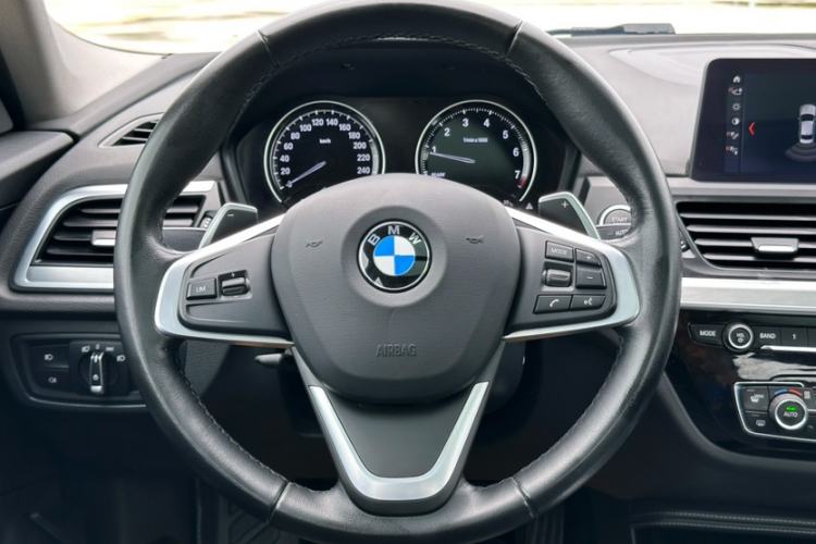 Used BMW 1 Series 2018 Restyled 120i Design Package Edition Interior 11