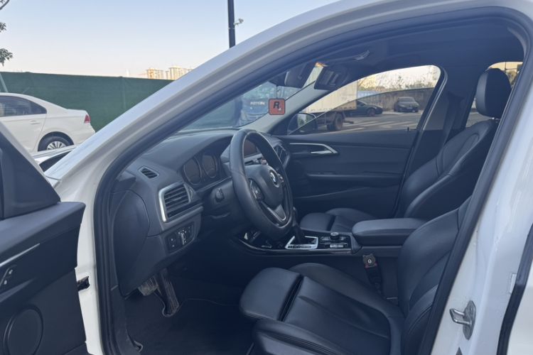 Used BMW 1 Series 2018 118i Sport Edition Interior 2