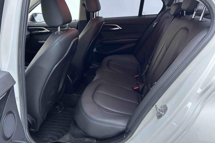 Used BMW 1 Series 2018 Revised 118i Fashion Edition Interior 2