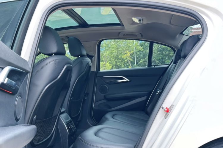 Used BMW 1 Series 2018 Restyled 120i Design Package Edition Interior 2