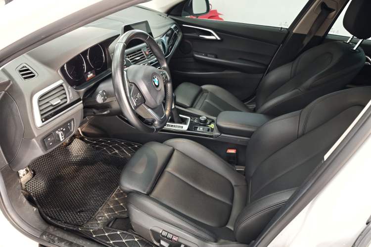 Used BMW 1 Series 2018 118i Sport Edition Interior 2