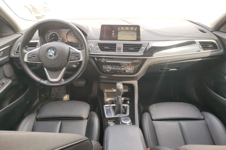 Used BMW 1 Series 2018 118i Design Package Edition Interior 2