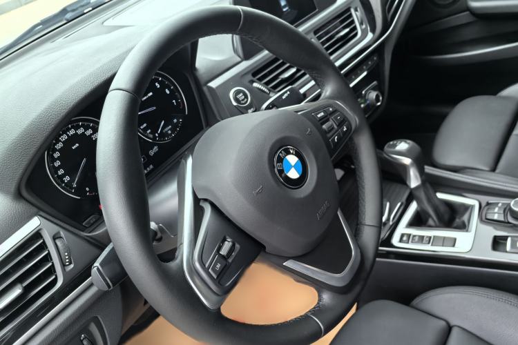 Used BMW 1 Series 2018 118i Sport Edition Interior 2