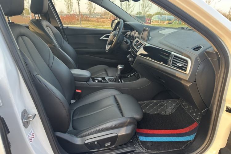 Used BMW 1 Series 2018 118i Sport Edition Interior 3