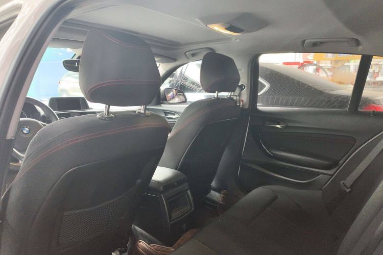 Used BMW 1 Series 2018 118i Sport Design Package Interior 3