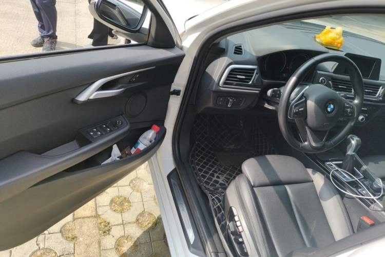 Used BMW 1 Series 2018 118i Sport Edition Interior 3
