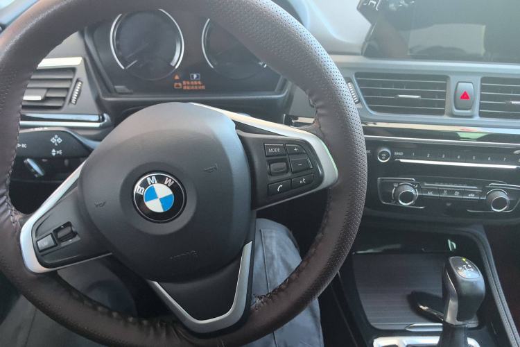 Used BMW 1 Series 2018 118i Sport Edition Interior 3