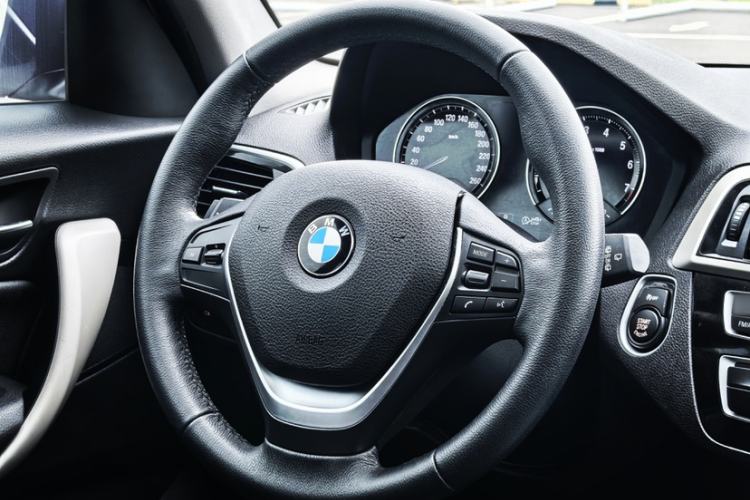 Used BMW 1 Series 2018 118i Leading Model Interior 3
