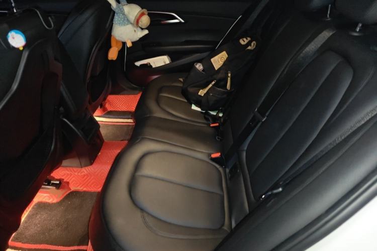 Used BMW 1 Series 2018 118i Sport Edition Interior 4