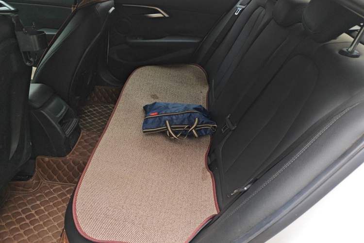 Used BMW 1 Series 2018 118i Fashion Model Interior 4