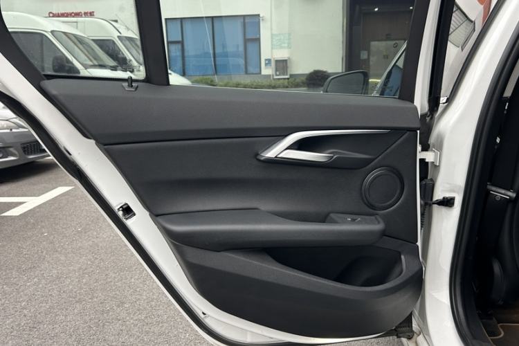 Used BMW 1 Series 2018 118i Sport Edition Interior 4